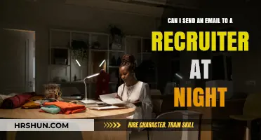 Late-Night Email Etiquette: When to Send That Recruiter Message