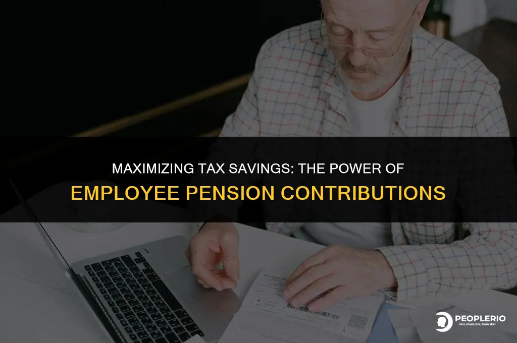 do employee contributions to a pension plan reduce taxes
