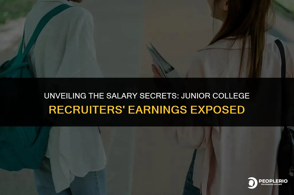 how much does a junior college recruiter makes